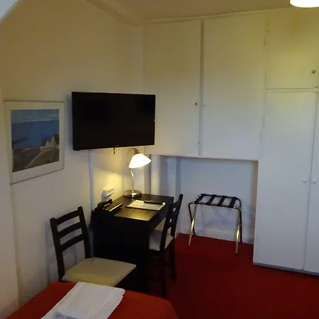 ホテル シティ ネボ 2*