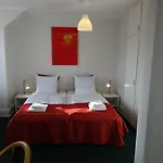 Nebo Hotel 2*