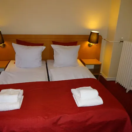 Hotell Nebo 2*