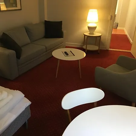 Nebo Hotel 2*