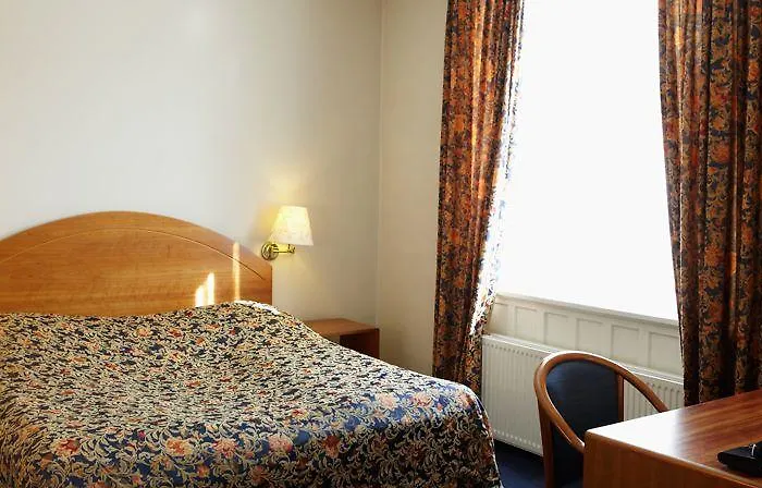 Nebo Hotel 2*