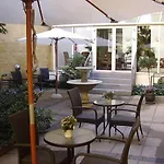 Hotel Nebo 2*